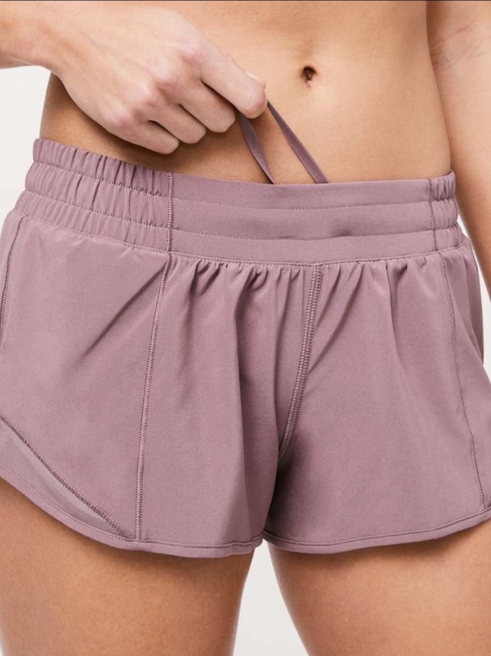 Lululemon Hotty Hot Low Rise Short II *2.5" - Figue